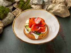 шаньга с копченой неркой